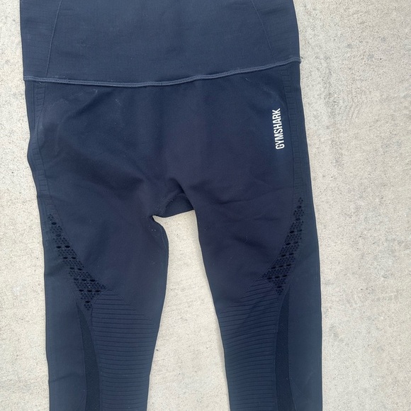 Gymshark Black Leggings - Picture 1 of 9